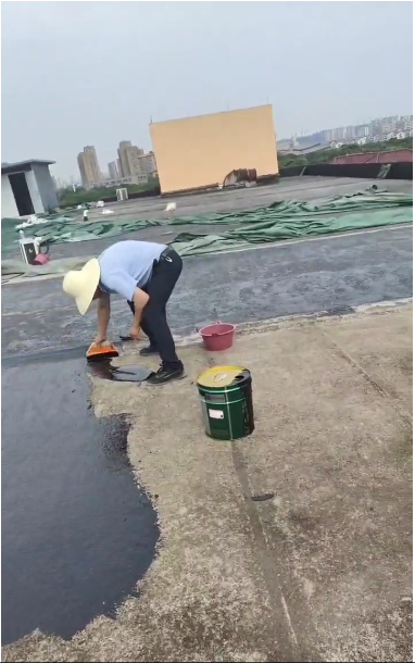 屋頂防水工程啟動，保障商戶經(jīng)營無憂